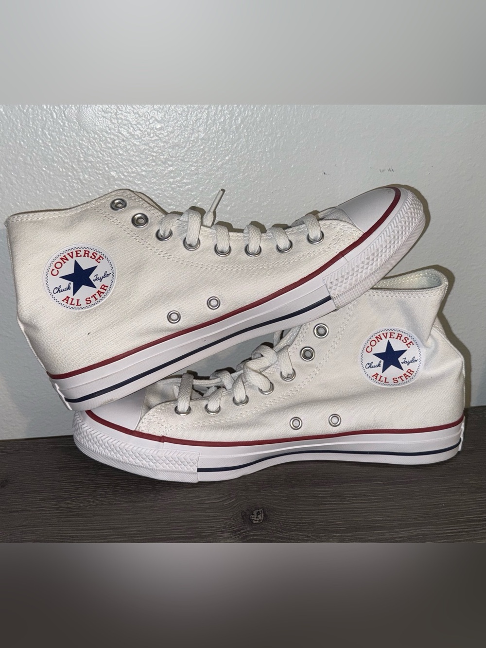 Converse Chuck Taylor White All Star High Top Sneakers 9.5W NWT